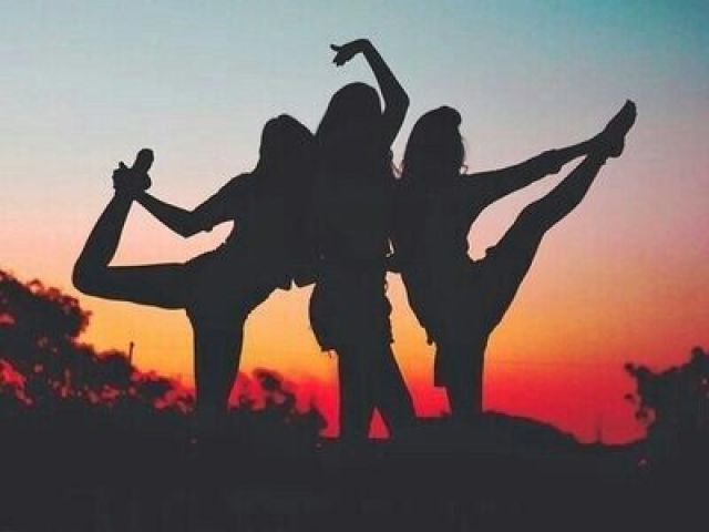 👯♀️