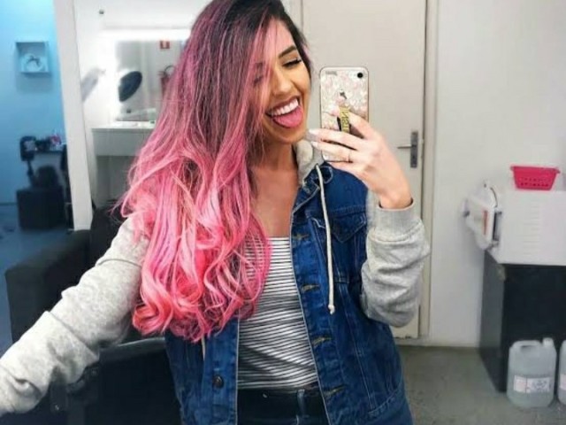 Cabelo rosa claro