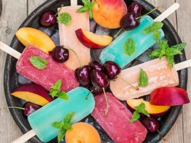 Frutas🍉🍇🥝🍒🍓🍋🍍