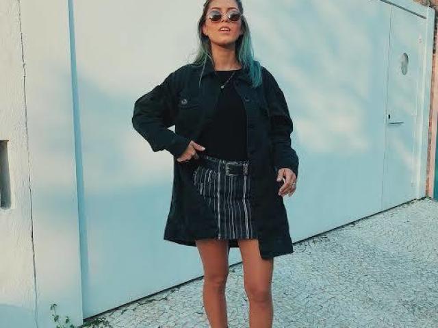 Vc queria arrasar com o look no colégio