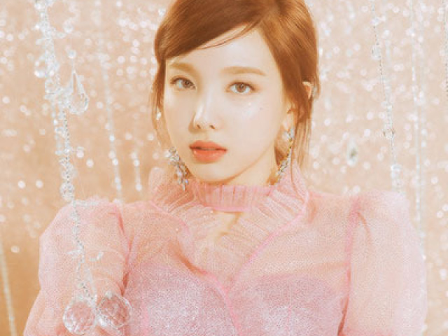 1. Nayeon