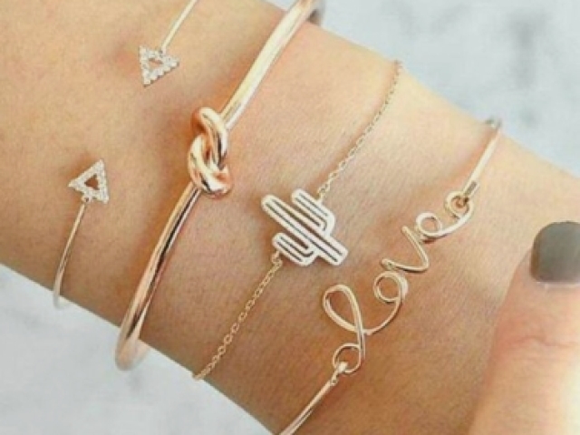 Que pulseiras lindaaas