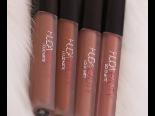 Huda beauty liquido