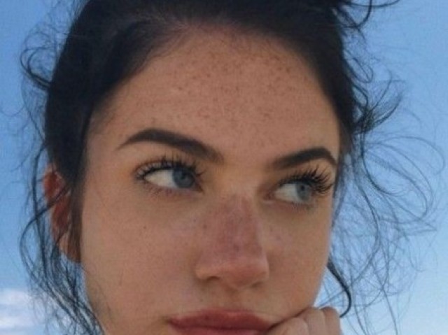 Uma garota simples