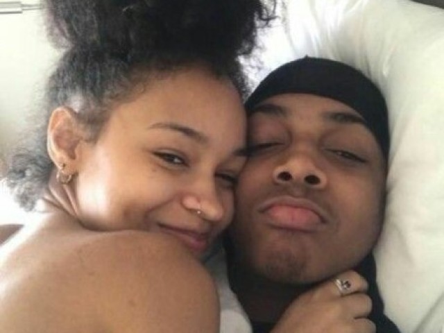 Casal introvertido