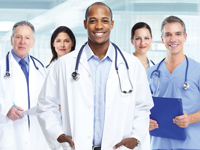 Médico(a)
