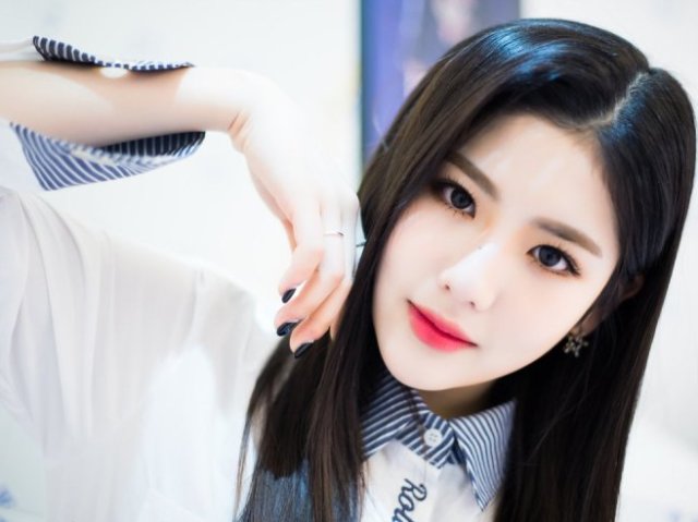Cho Hyeyeon
