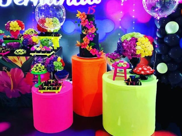Neon👏