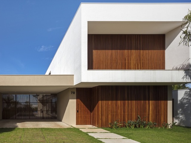 Casa Moderna