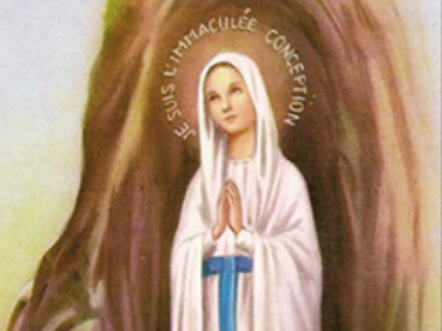 Nossa Senhora de Lourdes.