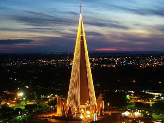 Catedral Nossa Senhora das Graças (Maringá-PR).