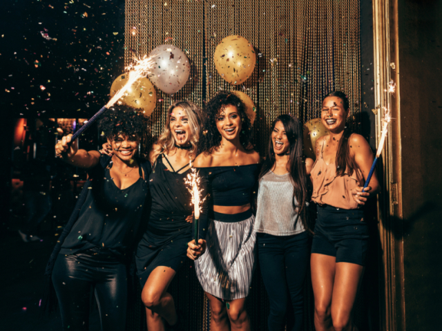 Monte uma festa e diremos como ela será!