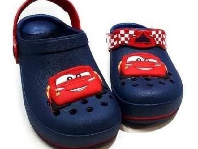 Croc carrada de tijolo masculino(carro foda😎)