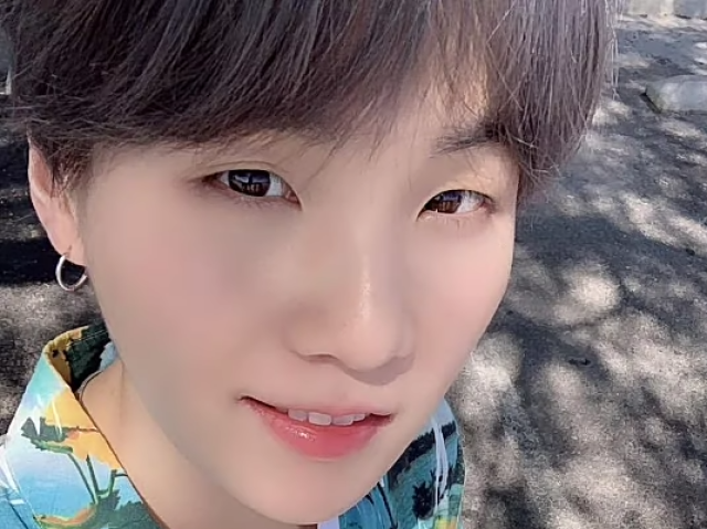 Suga (Yoongi)