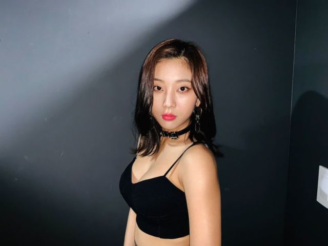 6 - Seungyeon (CLC)