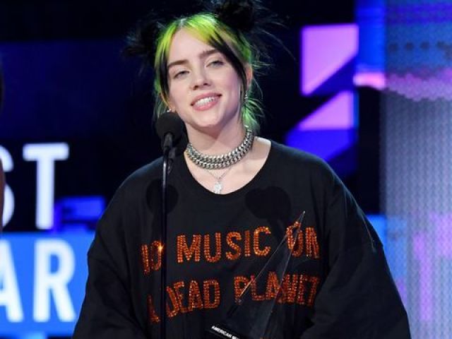 VocĂȘ realmente conhece a Billie Eilish? đđ