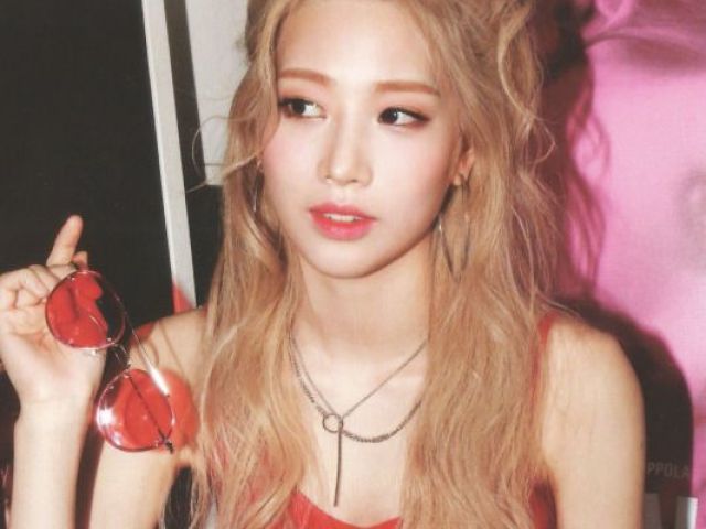 kim lip