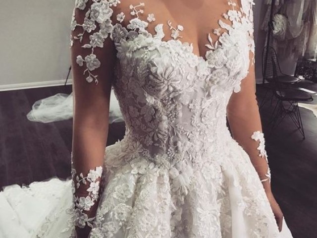 Qual seria seu vestido de casamento?