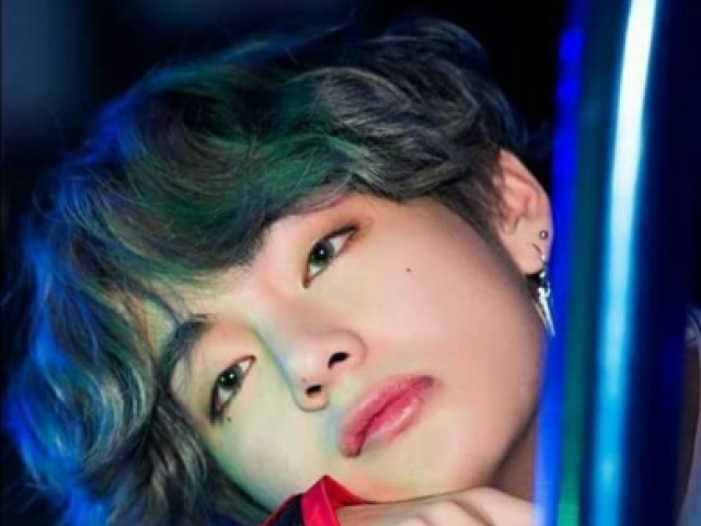 Taehyung belo e maravilhoso!