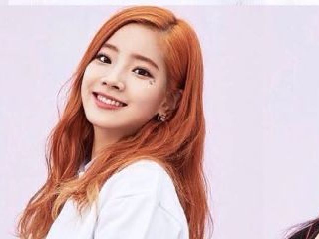 Dahyun (fofuraah)