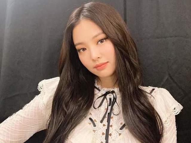 JENNIE