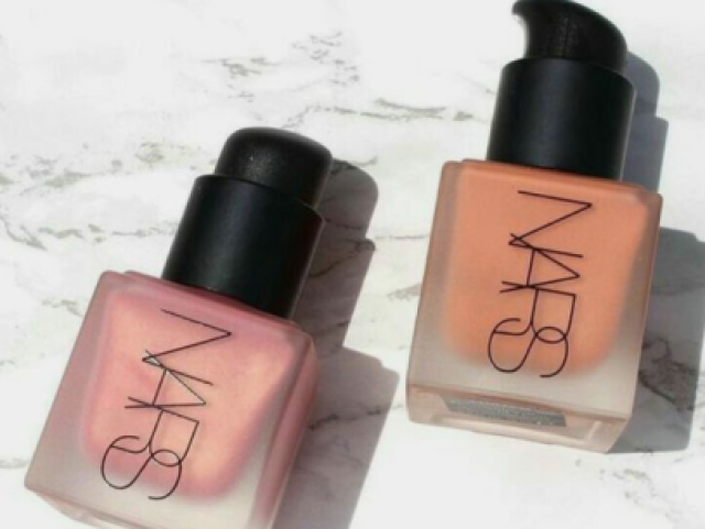 Blush líquido NARS