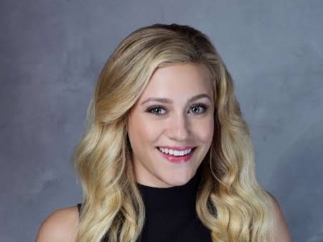 Lili Reinhart