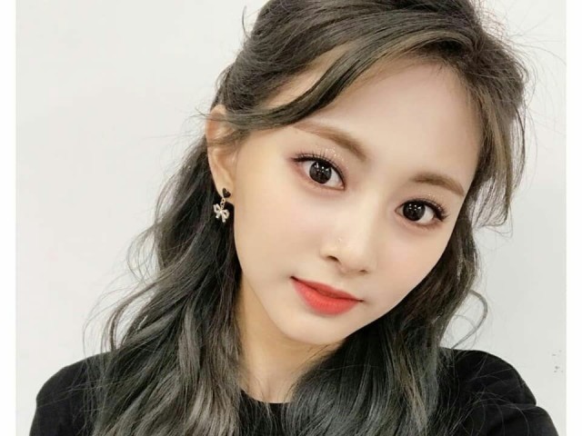 tzuyu (twice)