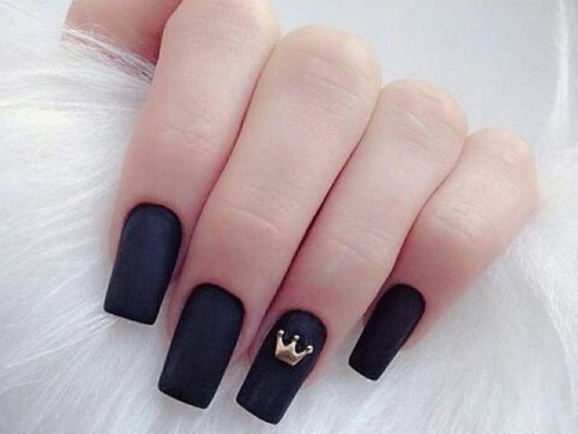 Olha isso ameiiii preto e unhas grandes 💓😊