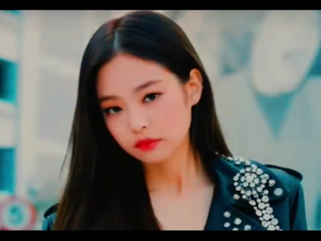 JENNIE