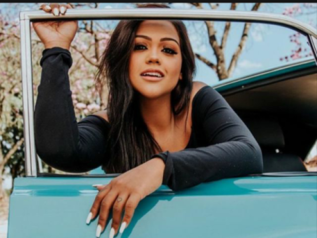 Você conhece mesmo a Camila Loures?