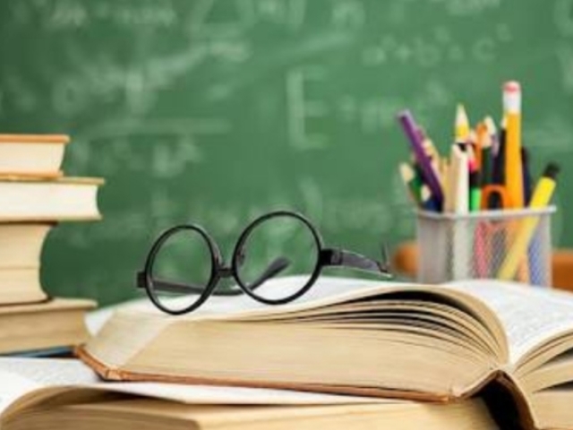 Primeiro ano do ensino médio°•RPG•°