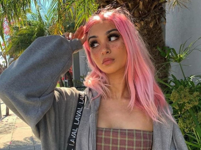 SOFT-GIRL
