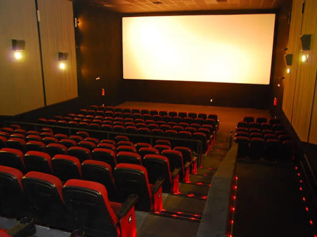 No cinema
