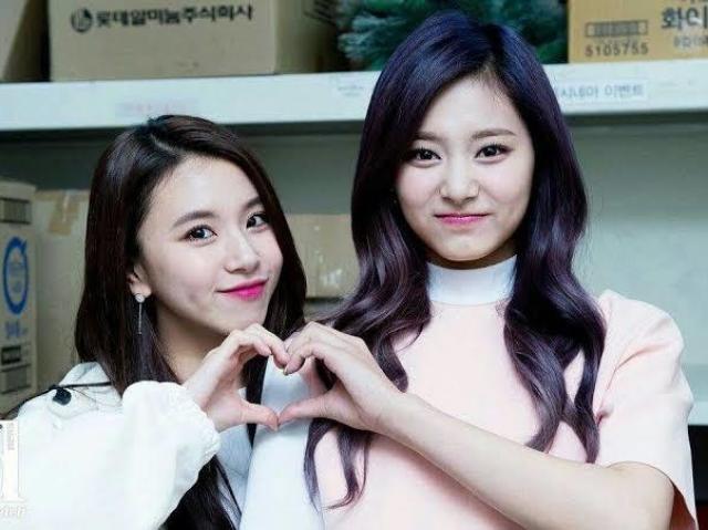 Chaeyoung/ tzuyu28 j