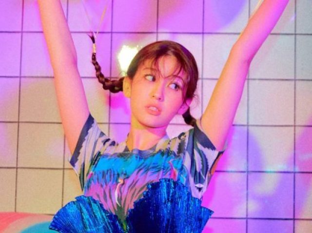 Jeon Somi
( Solo )