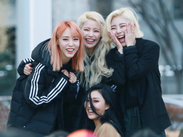 Quem do MAMAMOO seria sua mãe?