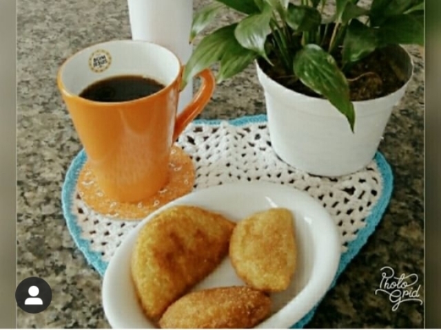 Desculpa é que me esqueci de tomar café da manhã