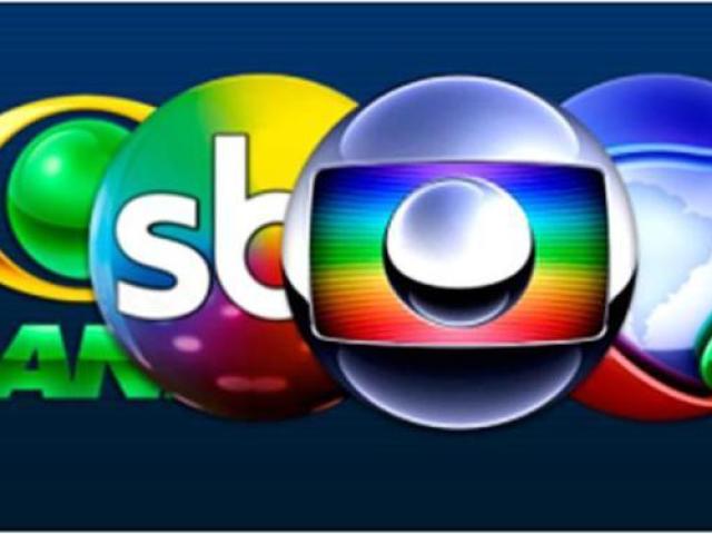 Em qual emissora passaram esses programas?