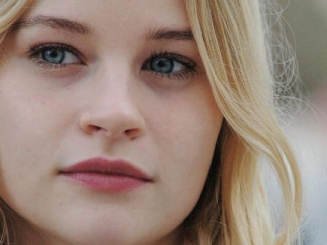 Emilie De Ravin