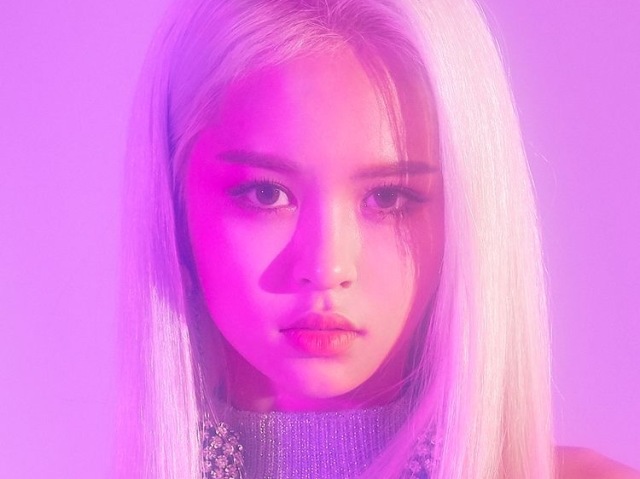 E: U