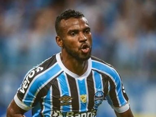 Léo Gomes