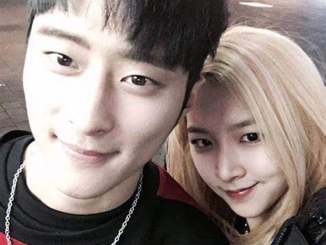 Jiwoo e J.Seph