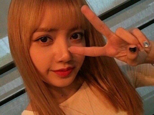 Lalisa Manobam (BLACKPINK)