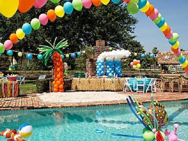 Festa na piscina 🔱🎉