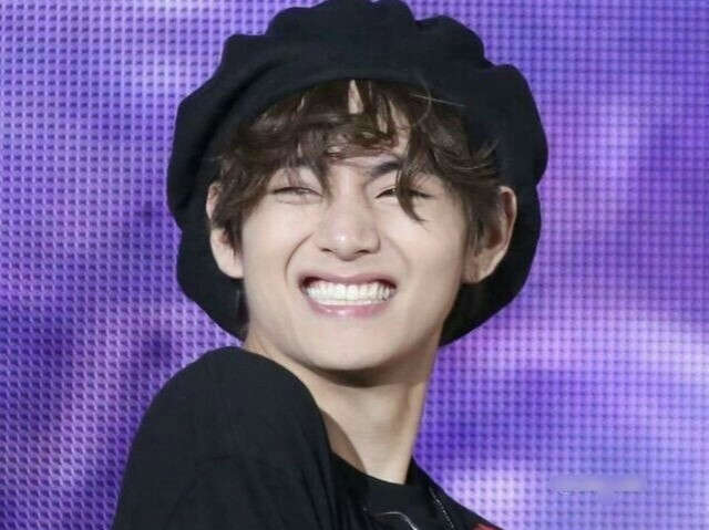 Taehyung (V)