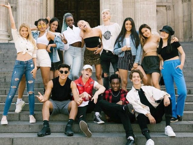 Quem você namoraria no Now United?