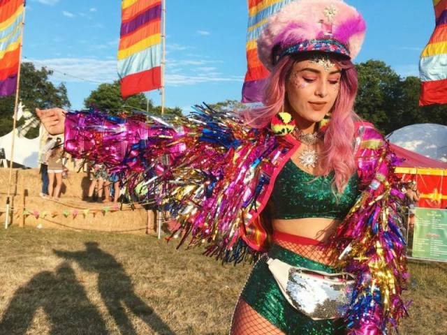 Monte seu look de carnaval e diremos qual é o seu estilo!