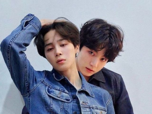 Para gays(imagina que não é o jimin o Jungkook)