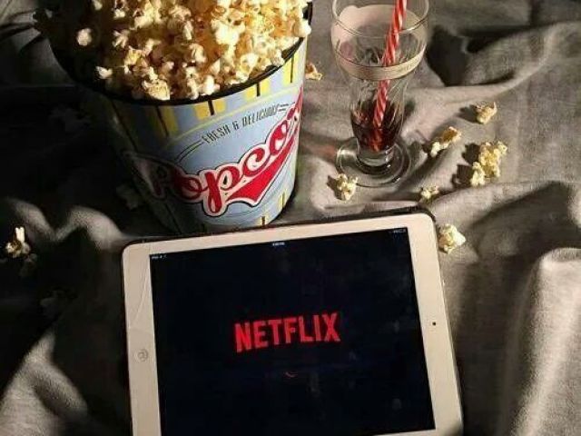 Ver Netflix e depois dormir!